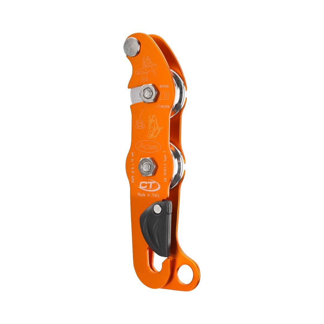 descensor-espeleologia-acles-dx-climbing-technology Descensor ACLES DX para espeleología de Climbing Technology, con control de cuerda y gatillo de inserción